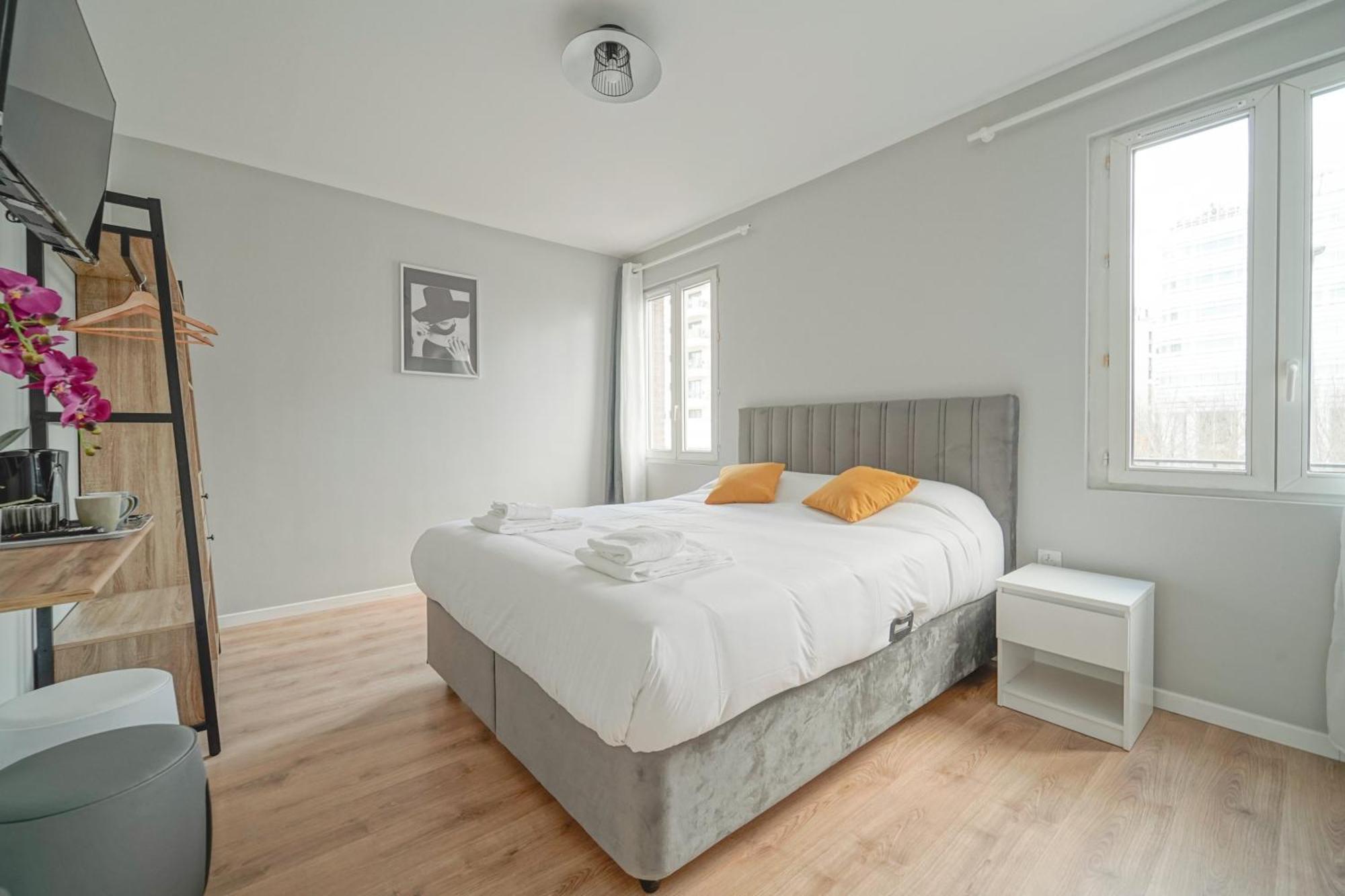 Trianon Saint Ouen Hotel Exterior foto