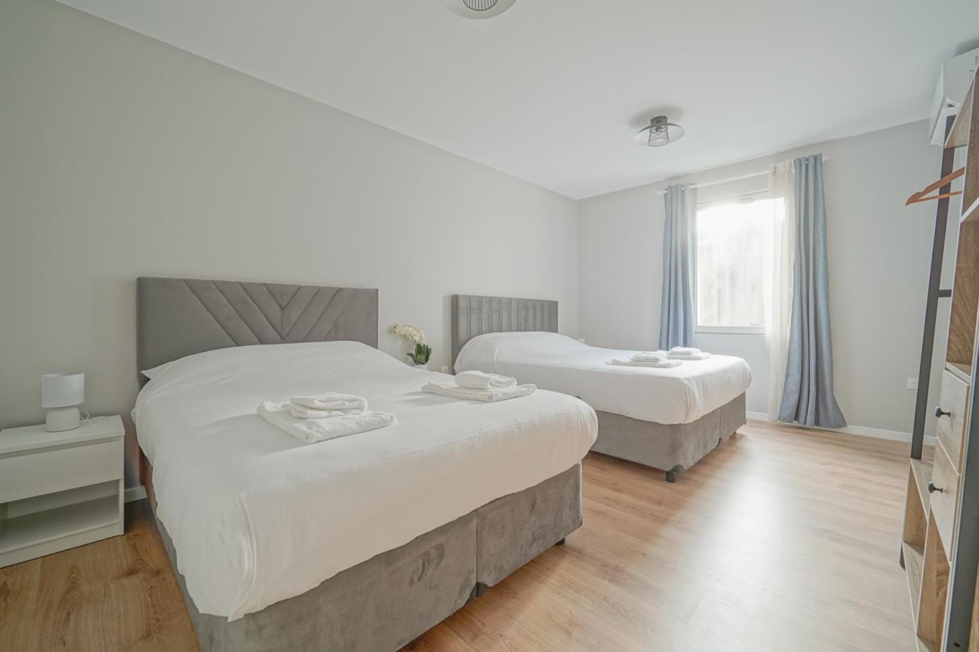 Trianon Saint Ouen Hotel Exterior foto